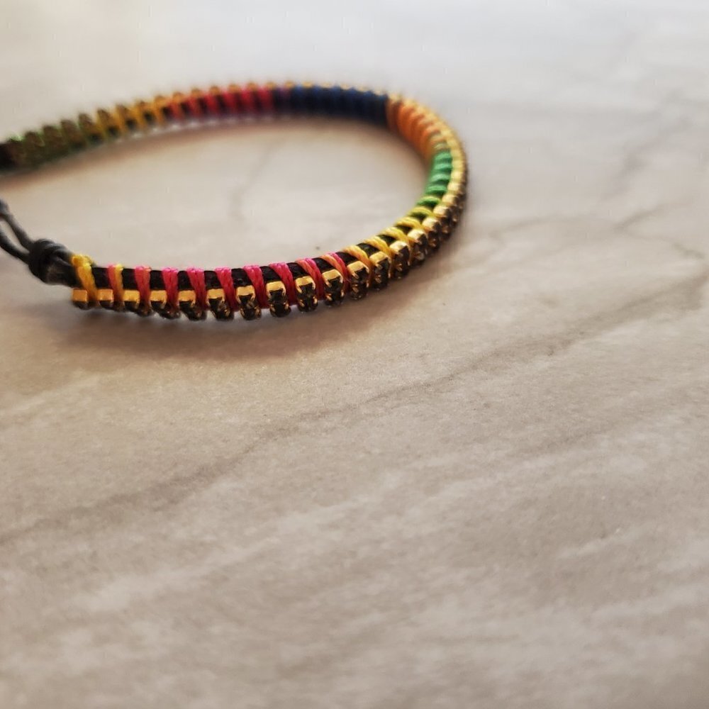 🌈 Stella and Dot Rainbow Rhinestones Crystals Colorful Visionary Bracelet 🌈 - Picture 7 of 8